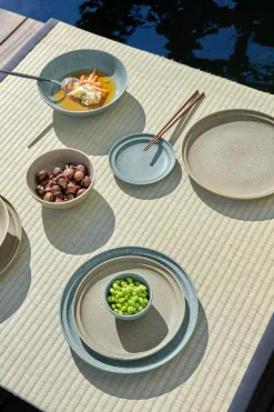 Flacher Teller Nesuto