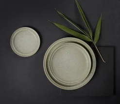 Flacher Teller Nesuto